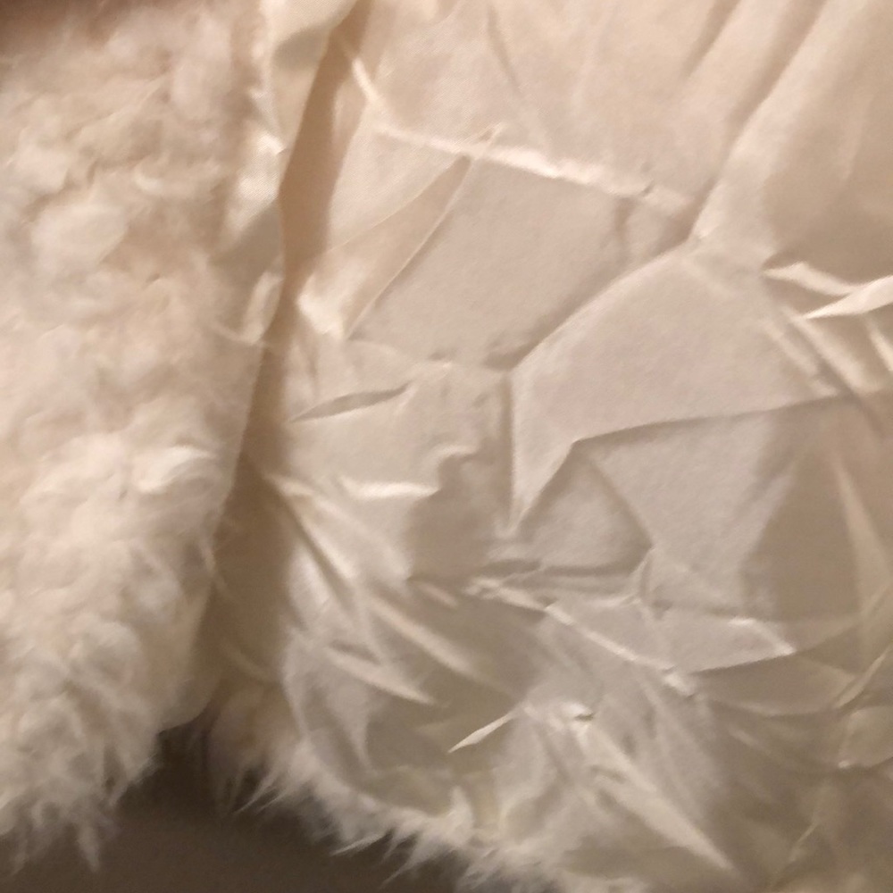 Ivory fur coat - Picture 3 of 3